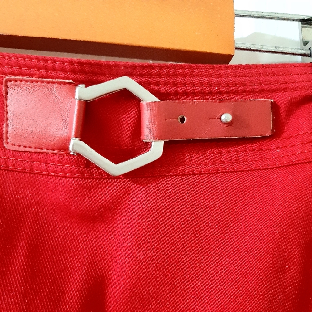 Vex collection skirt - Picture 2 of 9
